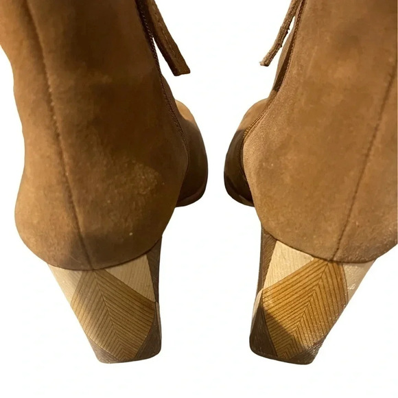 Matisse Metric Fawn Tan Suede Leather Booties. Size 9.5. EUC. - Picture 5 of 6